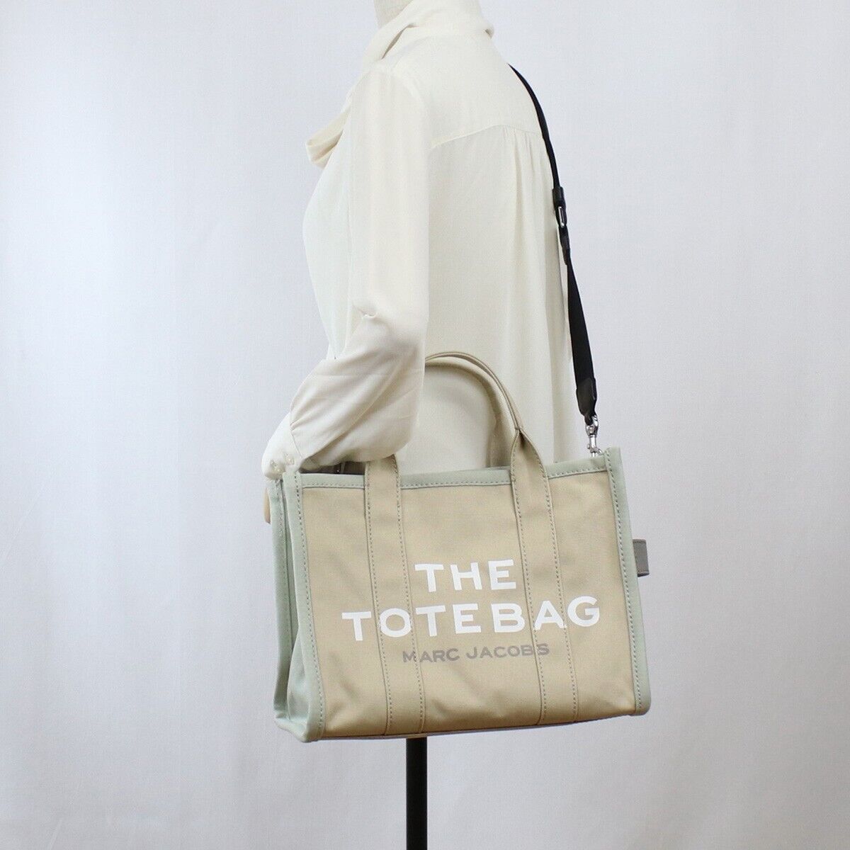 M.A.R.C. J.A.C.O.B.S. The Color lock Medium Tote Bag